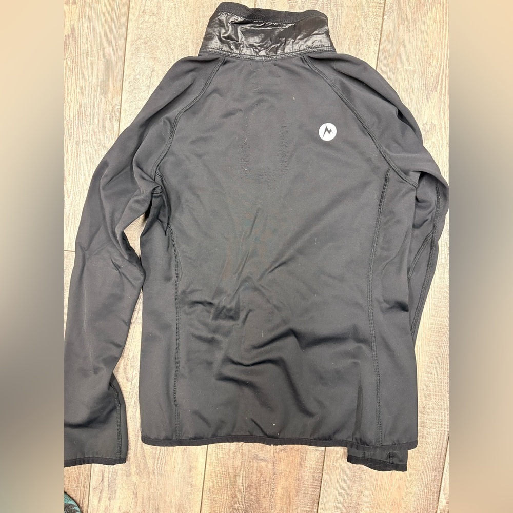 Marmot - Women’s Light Weight Black Puffer Jacket. - Size SM - Picture 3 of 4